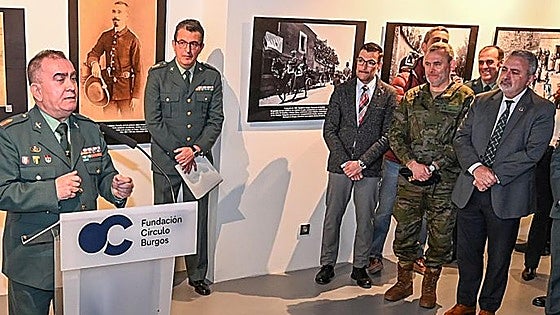 Abre sus puertas la exposición 'La Guardia Civil en la fotografía del siglo XIX' en la Fundación Círculo Burgos