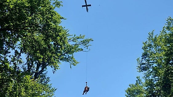 Rescatado en helicóptero un motorista en Burgos tras sufrir una caída en una zona de difícil acceso de Las Merindades