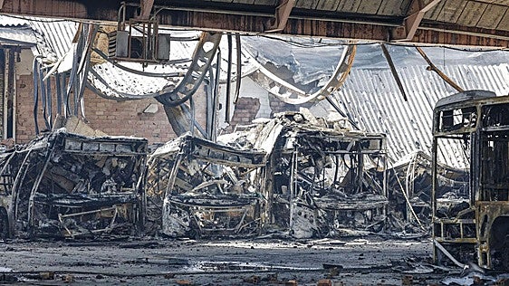 PP y Vox rechazan crear una comisión especial tras el incendio de las cocheras de autobuses de Burgos