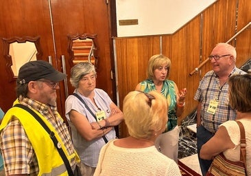 El Ayuntamiento descarta pedir a la Junta que reponga los comedores de los centros de día para mayores