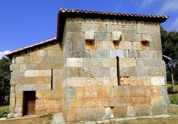 Los enigmas cósmicos y las tumbas de gigantes que rodean a la ermita del misterioso Paralelo 42 en Burgos