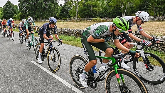 Felix Gall conquista El Escudo y se viste de líder en la Vuelta a Burgos