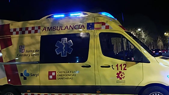 Trasladado en UVI móvil al hospital de Burgos tras salirse con su coche y ser encontrado herido en la N-234