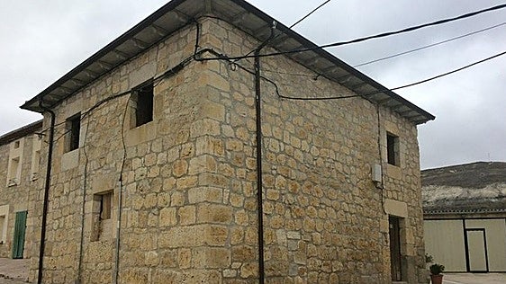 Alquilan por 400 euros al mes una casa en un pueblo a 20 minutos de Burgos