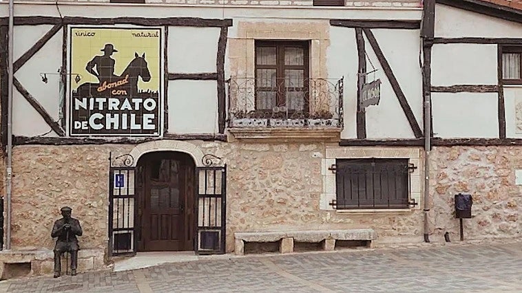Un menú completo con lechazo por 35 euros: el restaurante tradicional que triunfa en un pueblo de Burgos