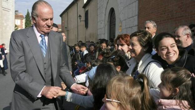 El Parlamento canario acuerda otorgar la Medalla Oro al Rey Juan Carlos