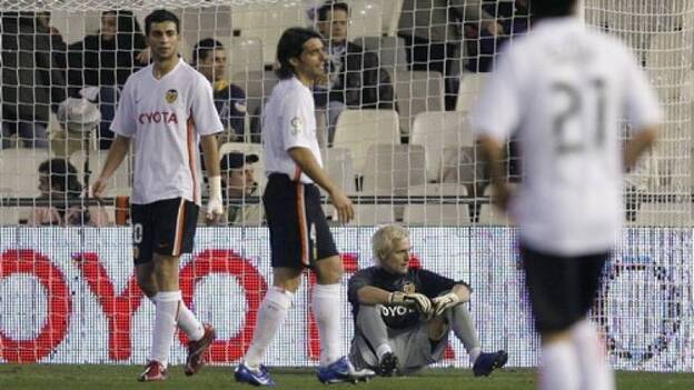 El Getafe se dio un homenaje de fútbol y goles en Mestalla (2-4)