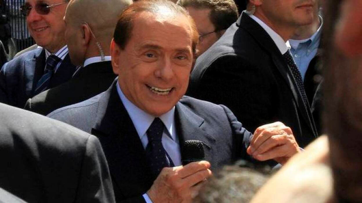 Berlusconi reconoce que dio dinero a Ruby para que "no se prostituyese"