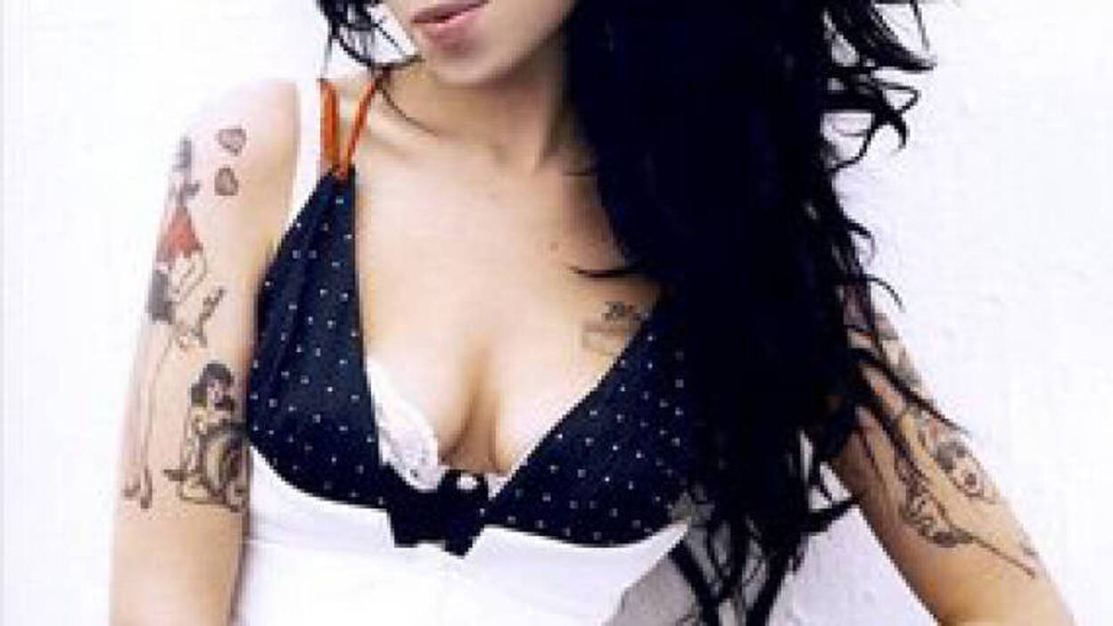 Amy Winehouse debe dejar el alcohol o morirá