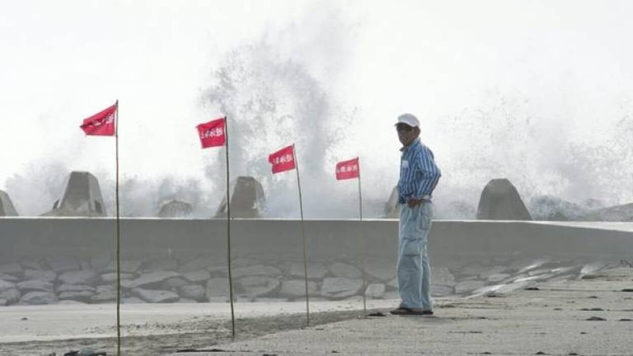 La central de Fukushima se prepara para la llegada del potente tifón Ma-on