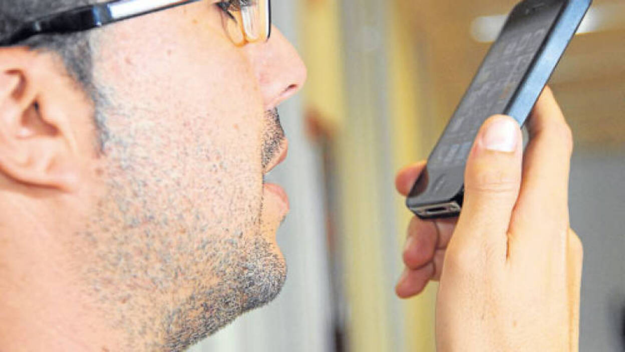 Siri, el asistente personal en el iPhone que entiende y contesta