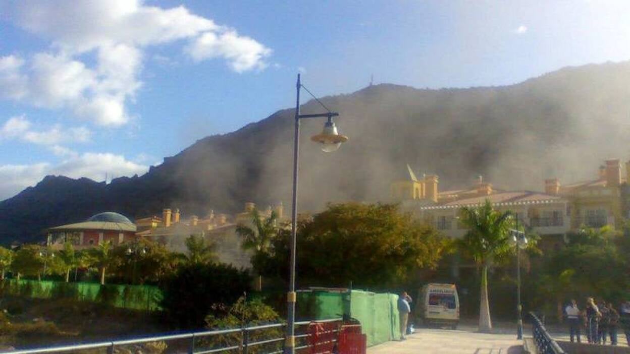 Evacúan a una herida en helicóptero al Insular