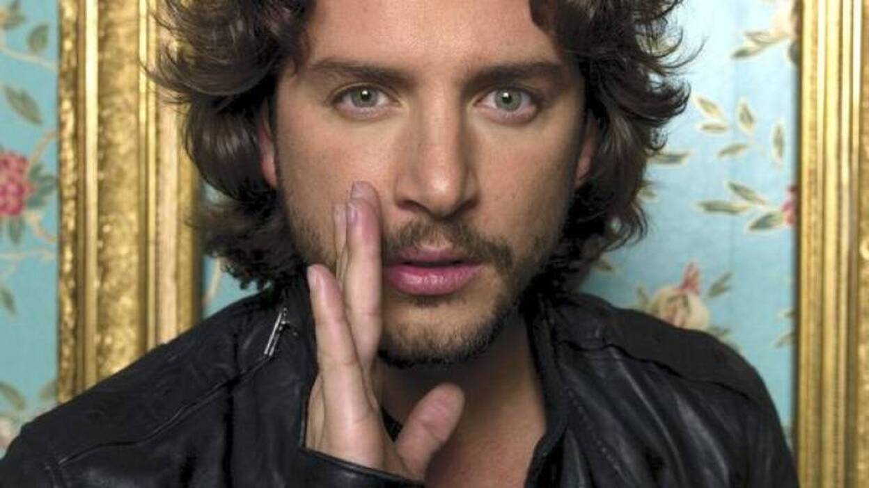 Manuel Carrasco "habla" claro en su quinto disco