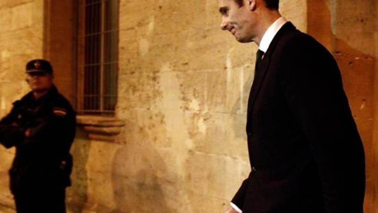 Urdangarin dejó los juzgados a las 3.10 horas