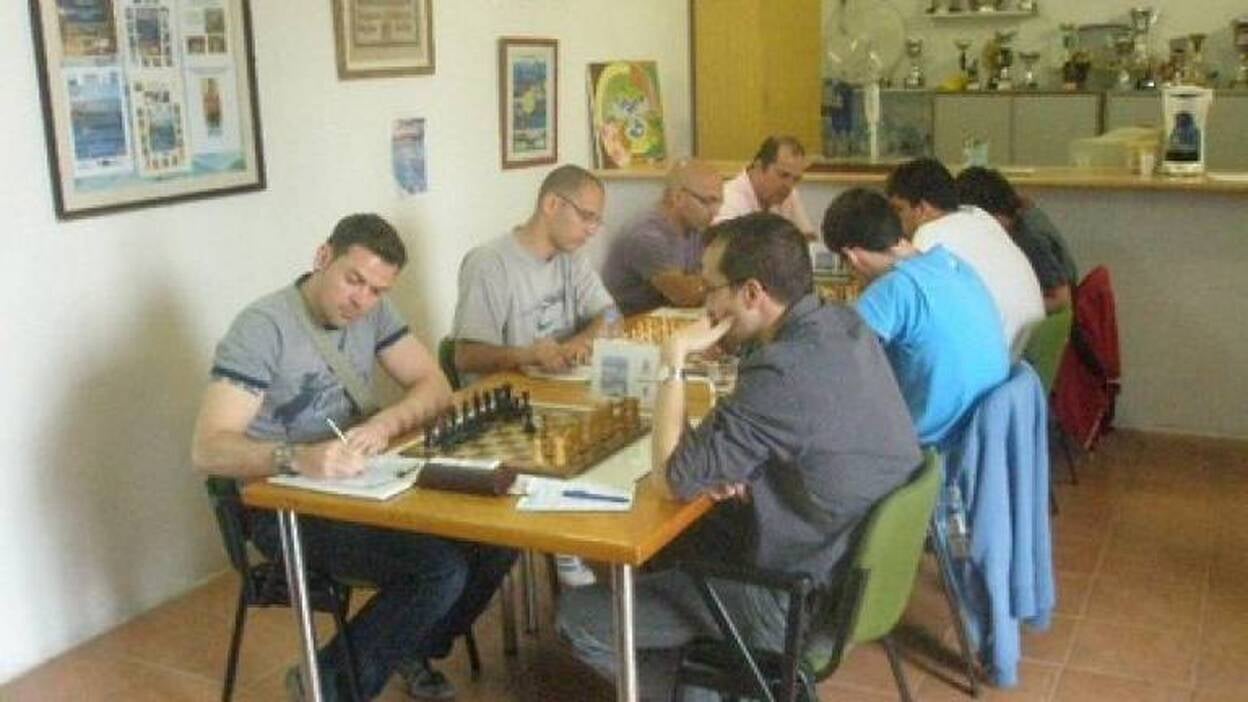 La Caja de Canarias, virtual campeón