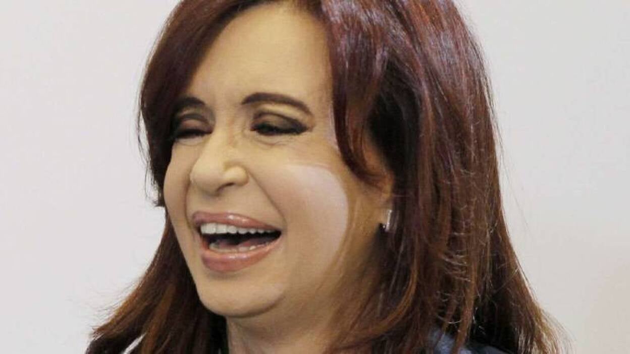 Argentina expropia el 51 por ciento de YPF