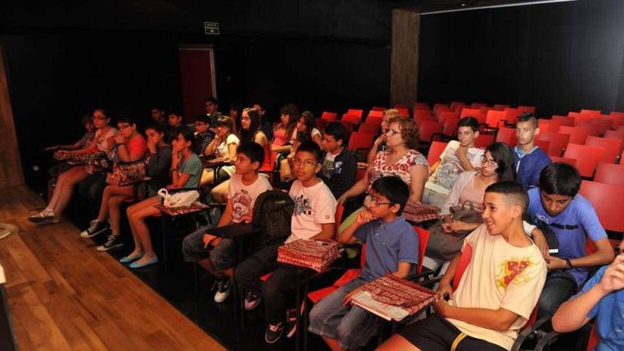 Visita del IES Alonso Quesada (2)