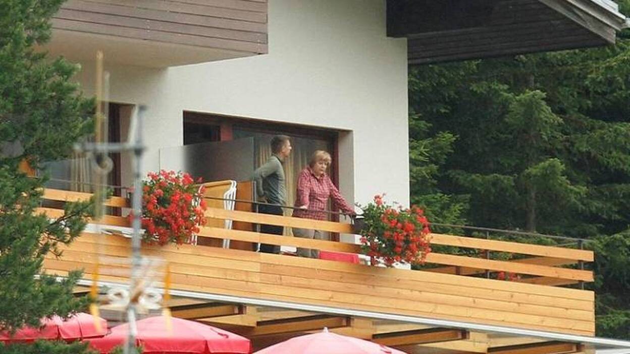 Italia y Alemania adoptarán "todas medidas necesarias para proteger el euro"