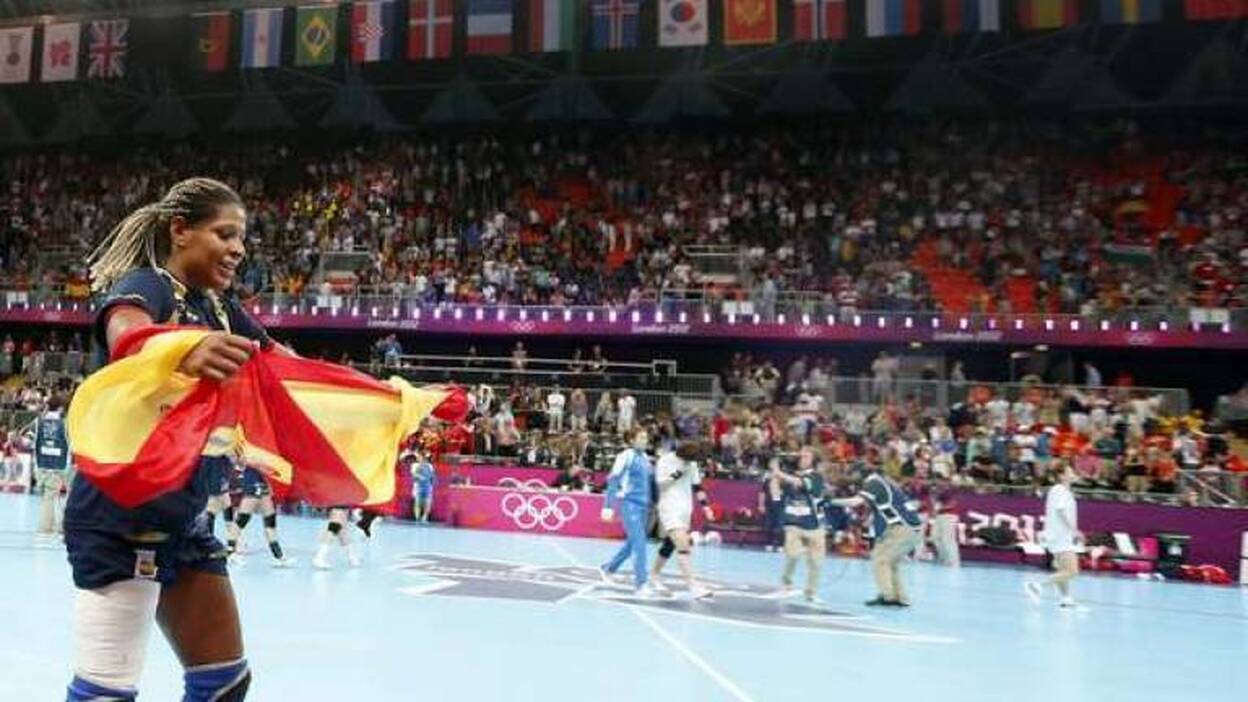 Marta Mangué, bronce con España