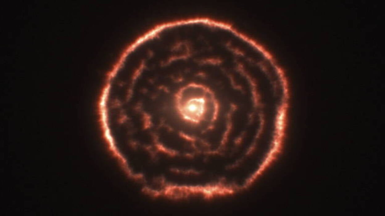 Astrónomos descubren una estructura espiral alrededor de una gran estrella moribunda