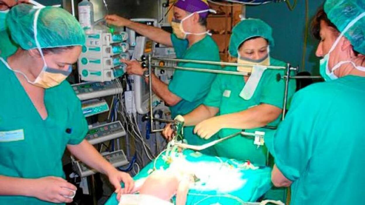 El Materno prescinde de la cirugía cardiaca infantil