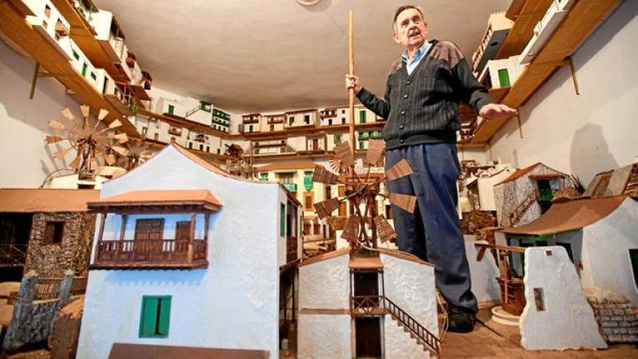 Habrá belén de San Gregorio si comercios y colectivos lo pagan