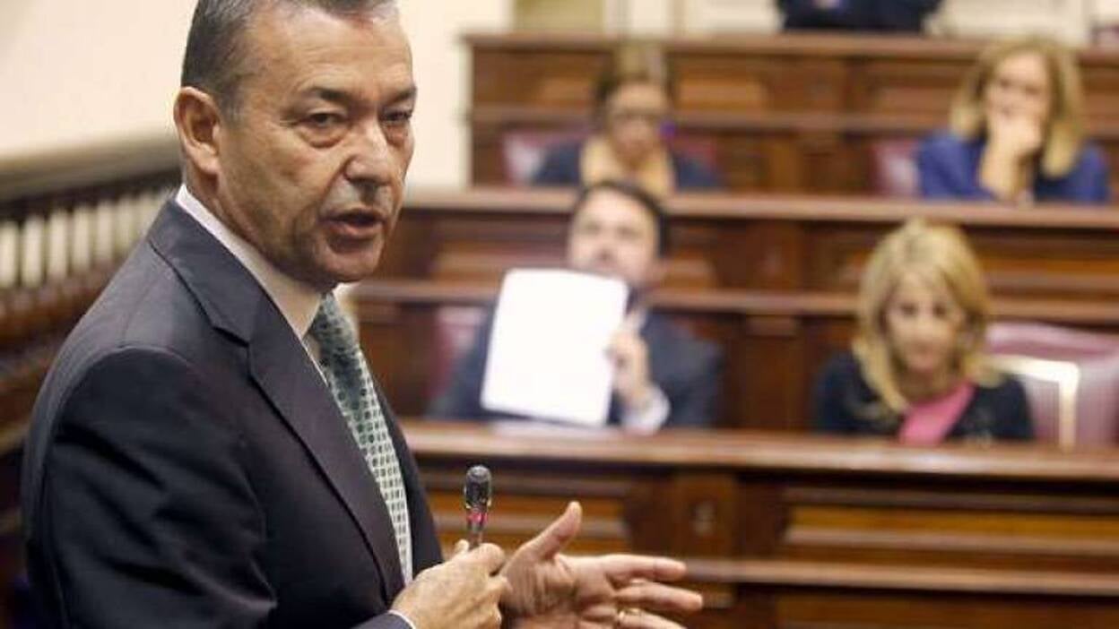 Rivero: "El Gobierno tiene que escuchar el llamamiento ciudadano"