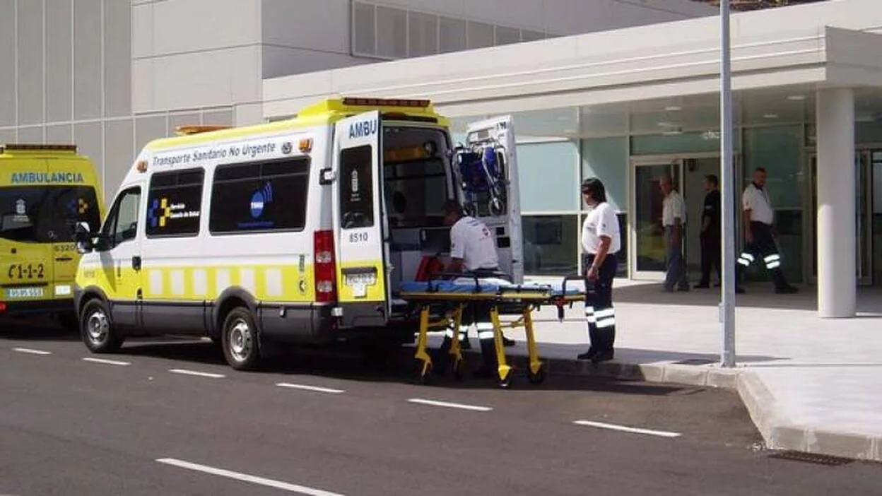 Los usuarios de ambulancias pagarán 5 euros por trayecto, con topes por renta