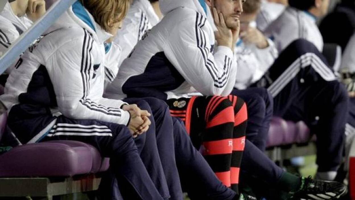 Cae el Madrid con Casillas en el banquillo (3-2)