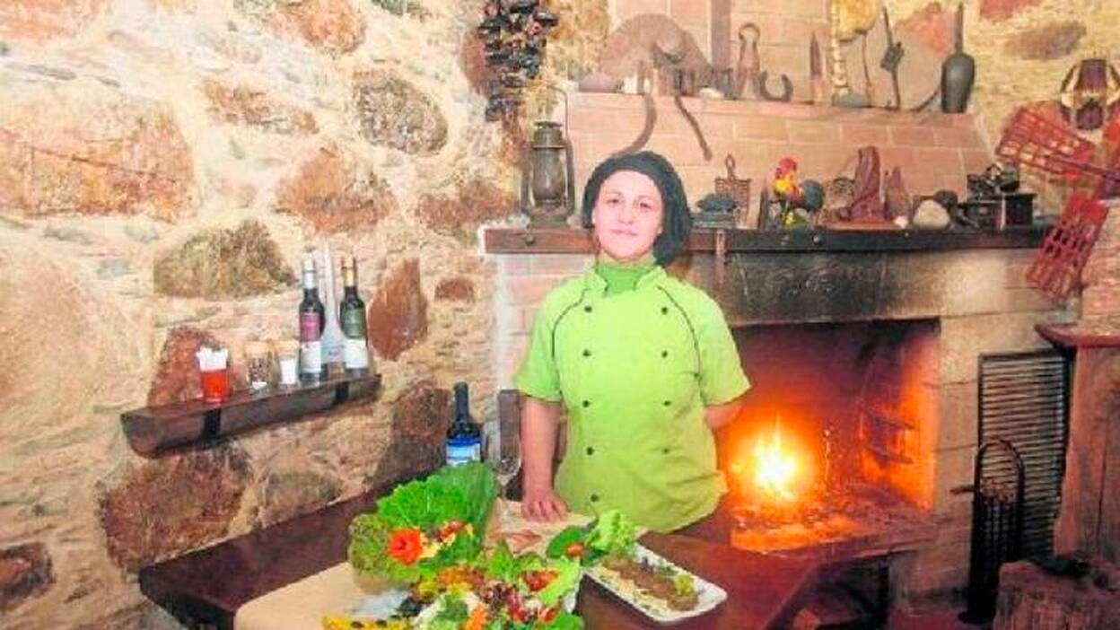 Macarena es cocinera de raza