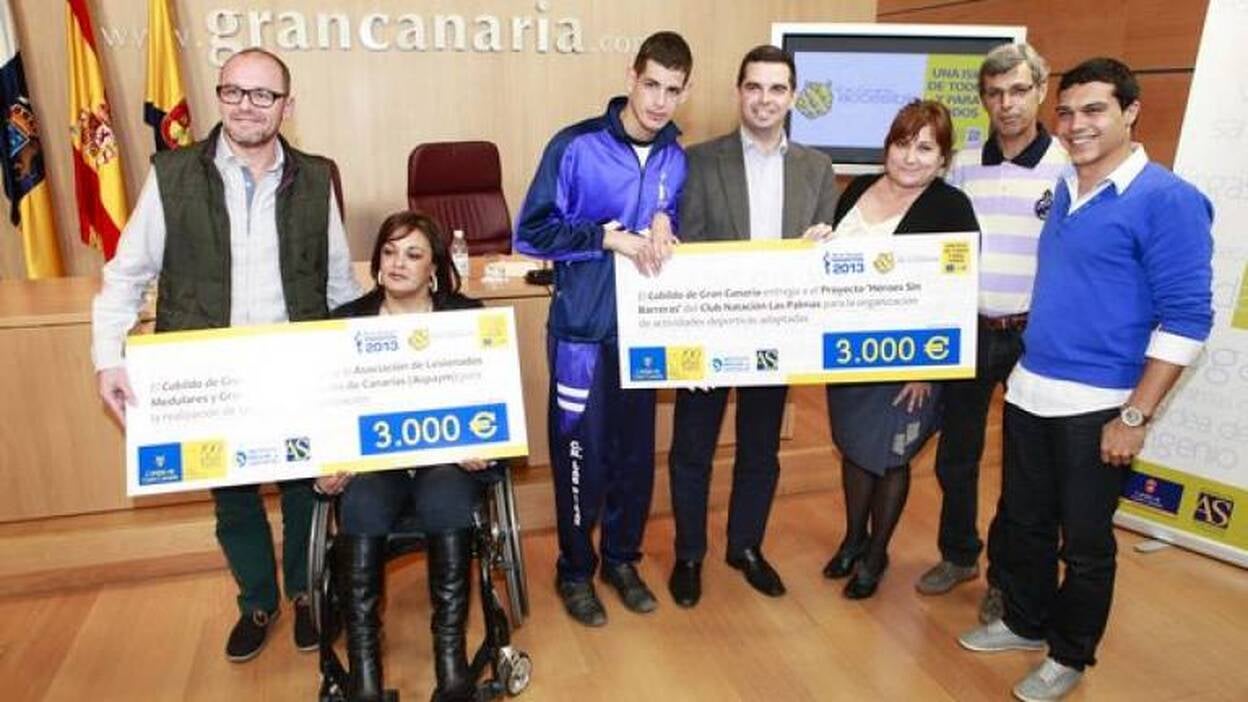 Entregan la recaudación de la "Carrera solidaria"
