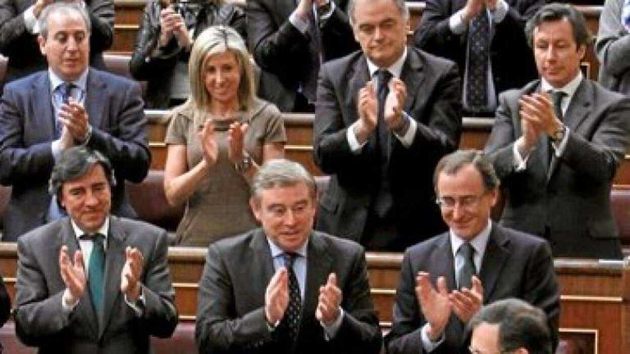 Rajoy: "Mi gobierno atiende a Canarias"