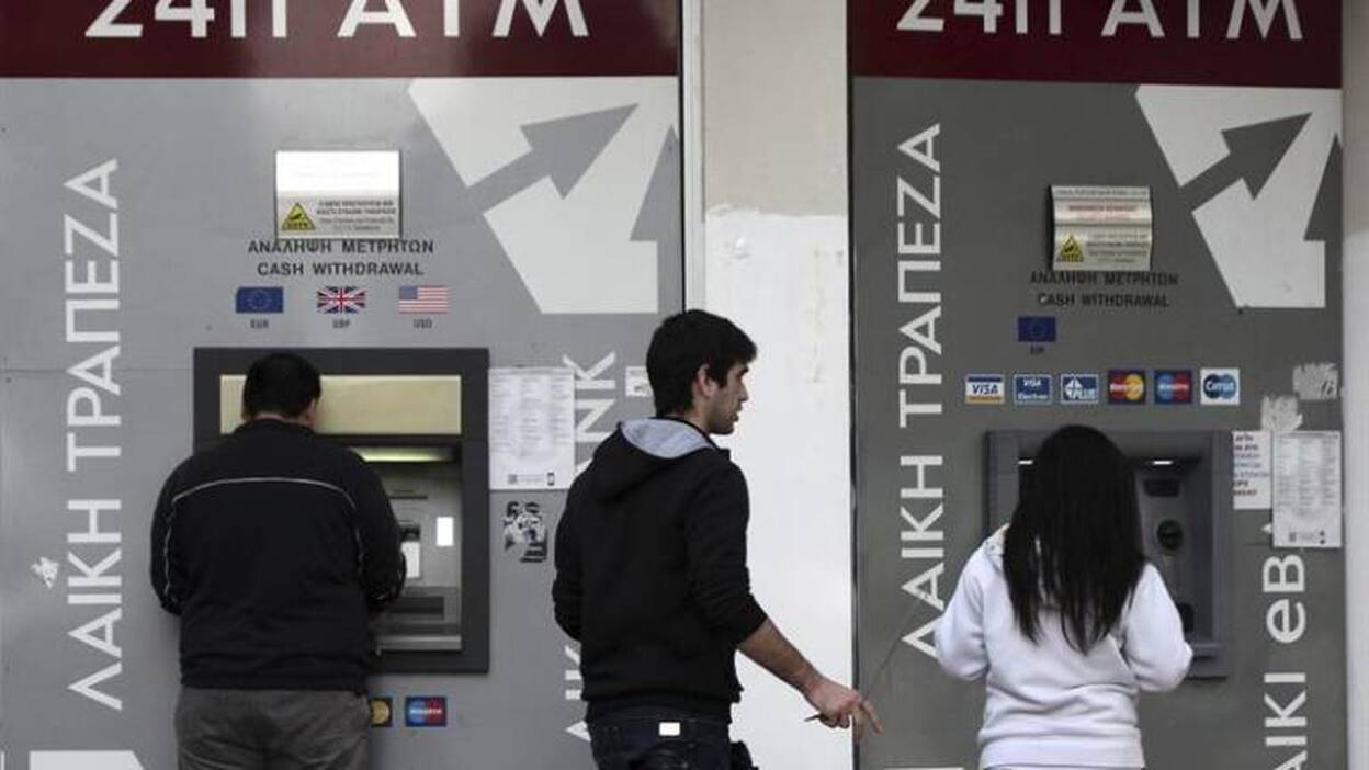 Anastasiadis defiende la quita como la única opción frente a la quiebra