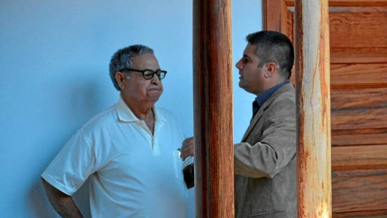 Ciuca frena el complejo de 62 canchas de pádel en Las Huesas