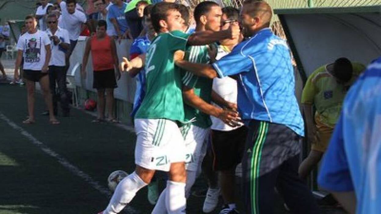 Batalla campal en un partido de cadetes en Arguineguín