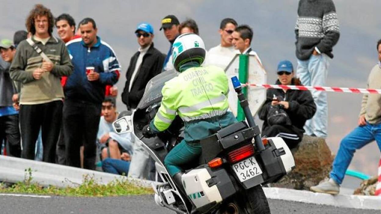 La Guardia Civil detiene a uno de sus agentes por cohecho