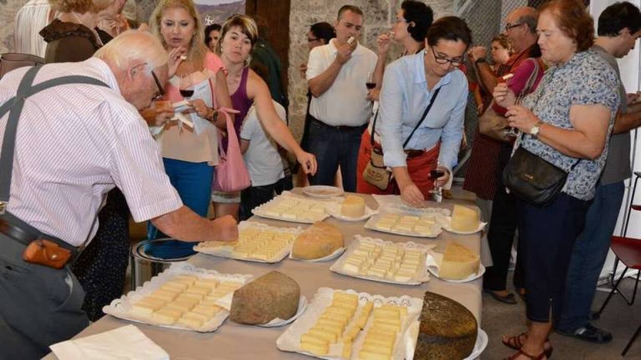 Degustaciones de los mejores quesos y mieles de Gran Canaria