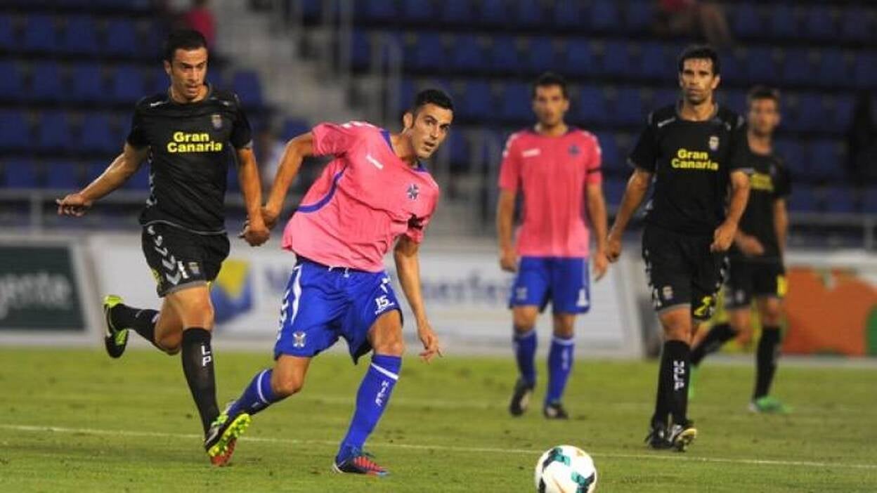 La Liga desoye al Tenerife, el derbi se juega el día 4