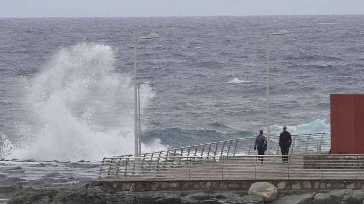 Viento, olas y frío en Gran Canaria