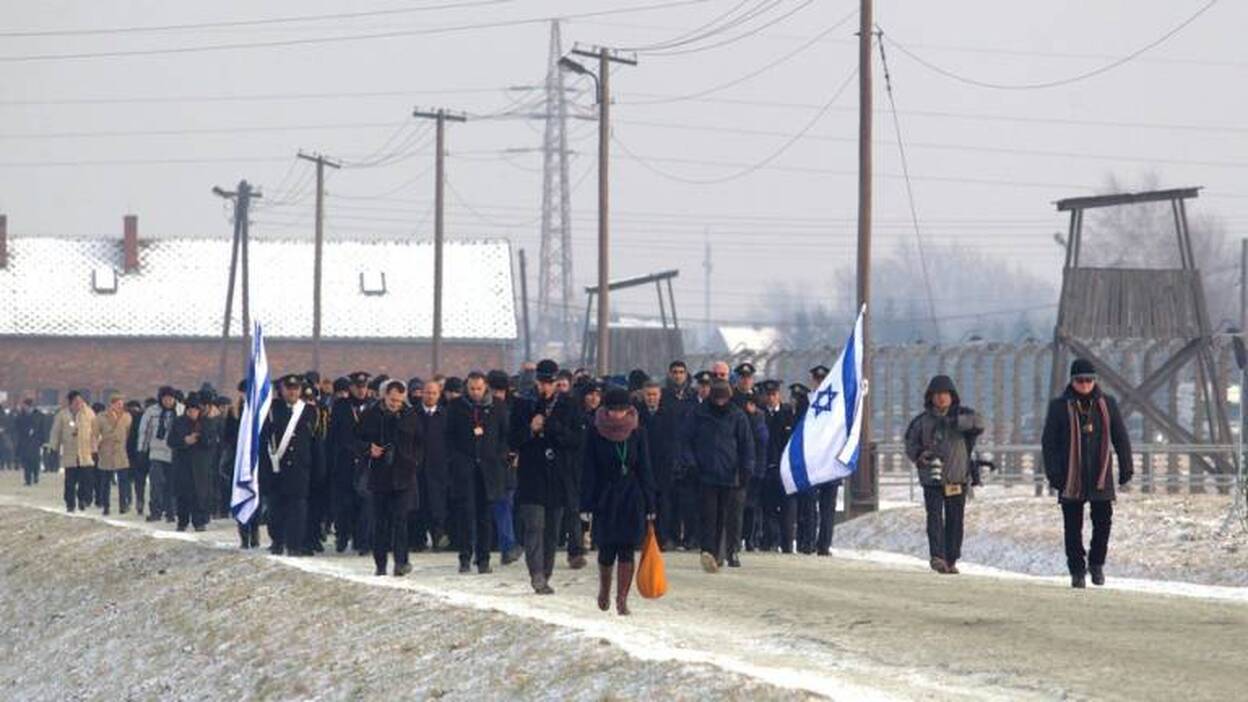 69 aniversario de la liberación de Auschwitz.