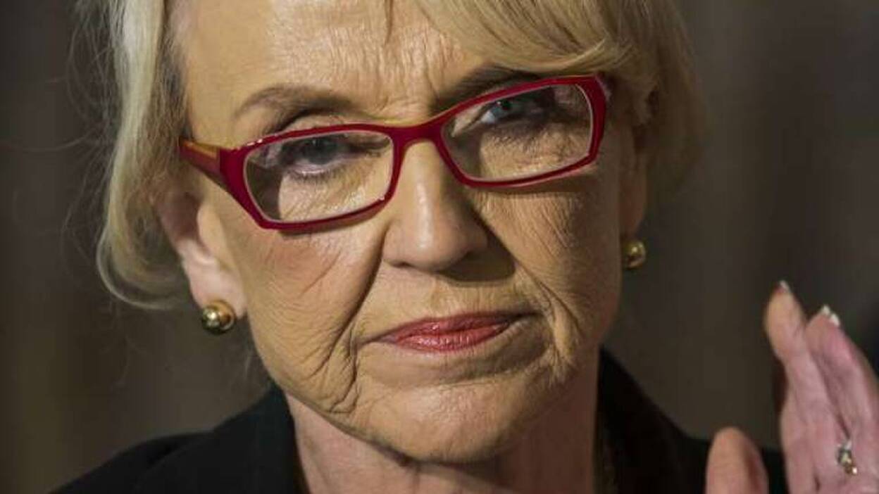 La gobernadora de Arizona veta ley contra homosexuales
