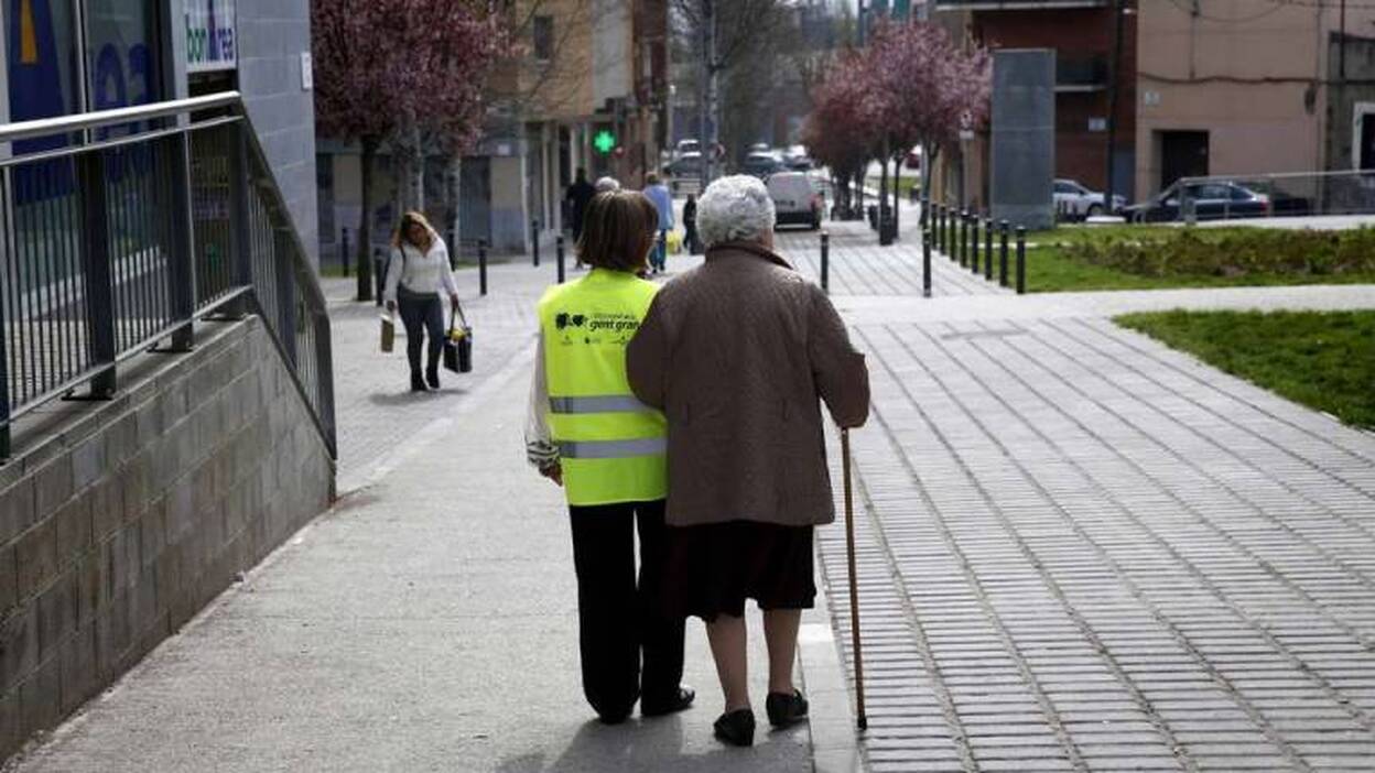 Jóvenes con síndrome de Down acompañarán a ancianos con movilidad reducida