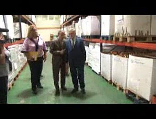 Bravo visita el Banco de Alimentos de Las Palmas