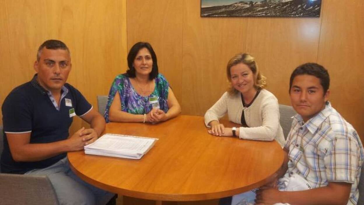 La Graciosa, la 8ª Isla entrega su iniciativa a la Administración del Estado