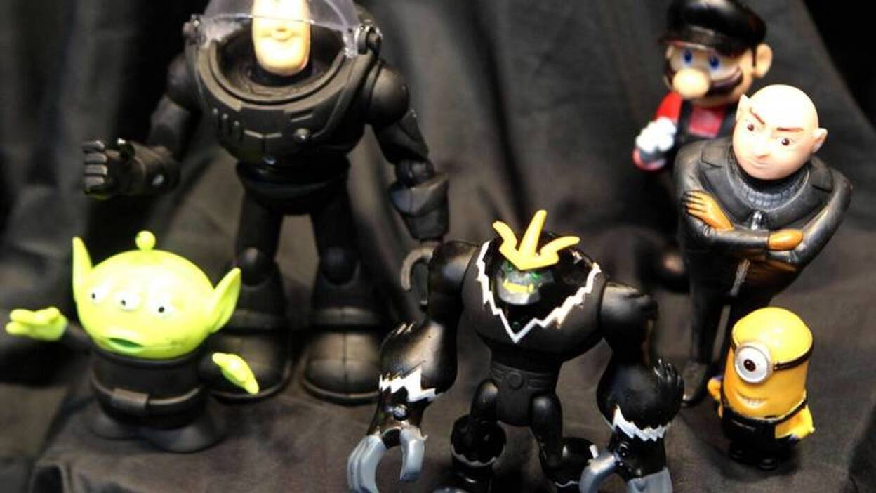 Los juguetes se visten de luto