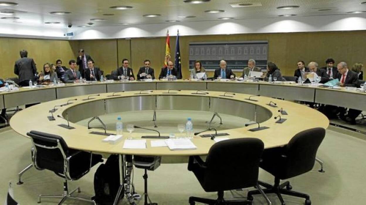 Canarias exige que la rebaja fiscal no recorte los recursos
