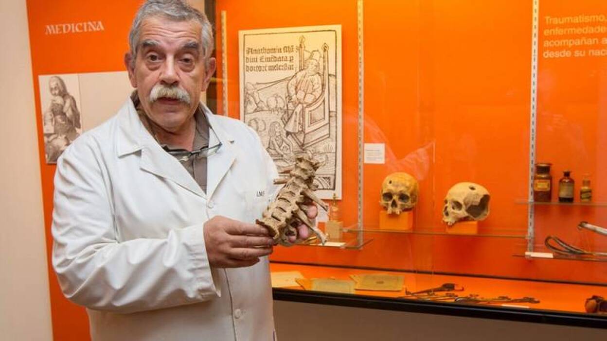 Una exposición constata que la enfermedad es igual desde la prehistoria