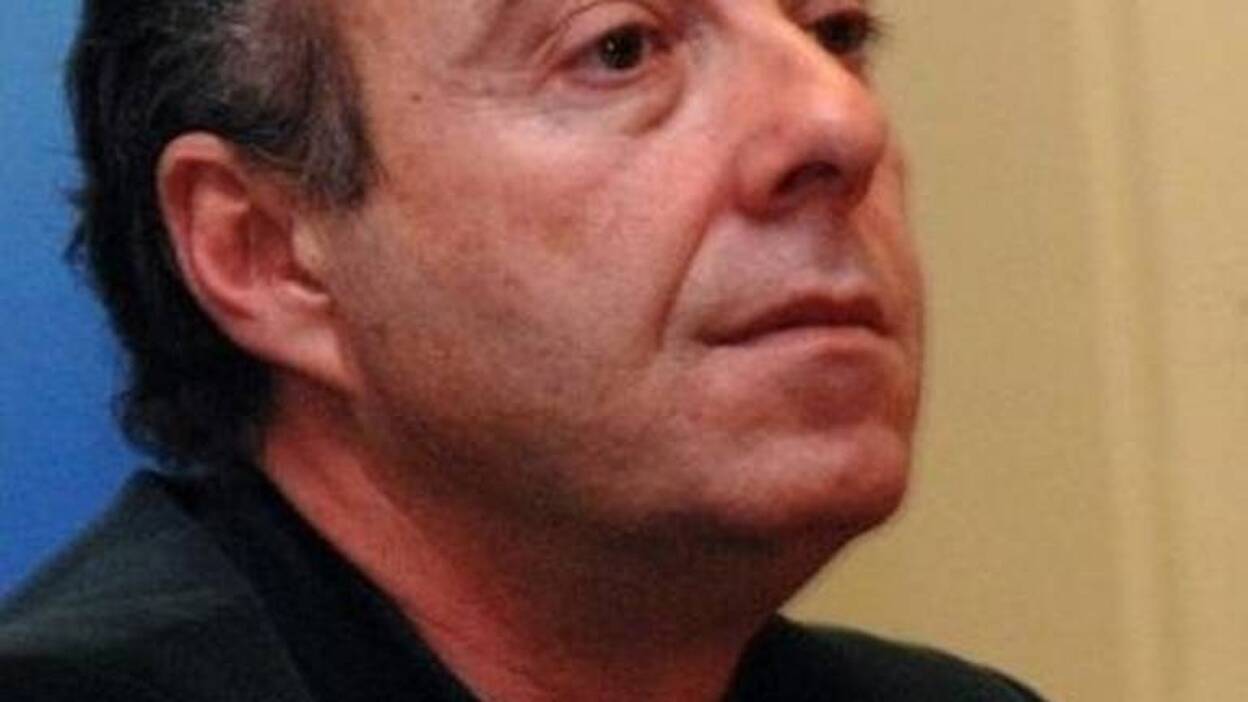 El Senado ultima un informe sobre la continuidad o no de Zerolo