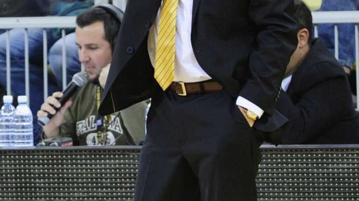 García Reneses: «Este puede ser un partido clave para el Playoff»