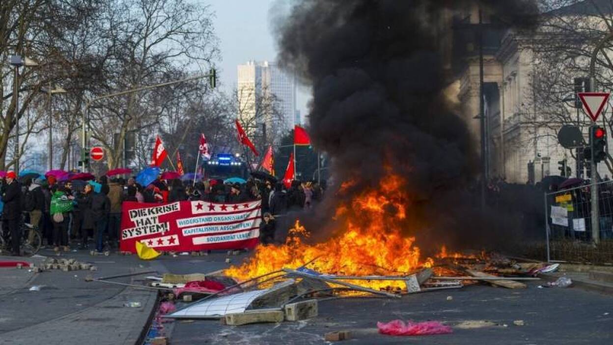 Disturbios en la inauguración de la sede del BCE